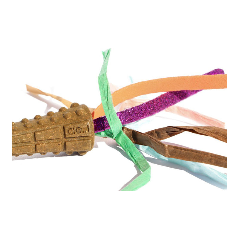 GiGwi Johny Stick Catnip with Coloured Paper