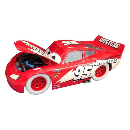 Cars Lightning McQueen Glow 1:24 Diecast Vehicle